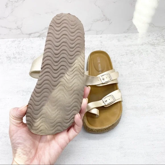 Steve Madden-Metallic Gold Cork Flat Sandals Y13 - Picture 6 of 6